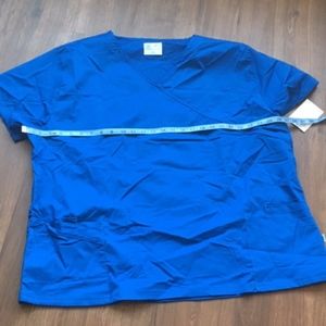 NWT royal blue 3x scrub top